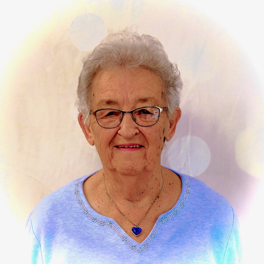 Rowena Kendall ( Fiander)